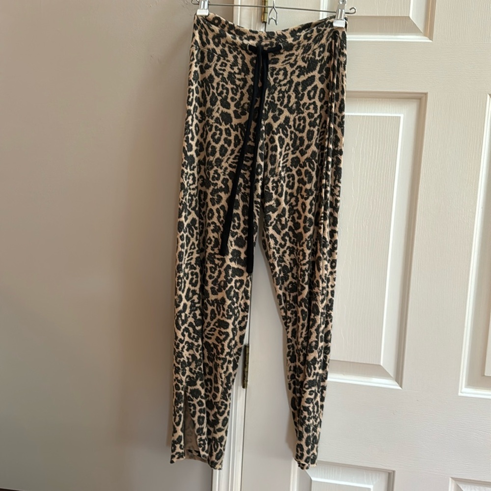 LNA cropped sweatpants